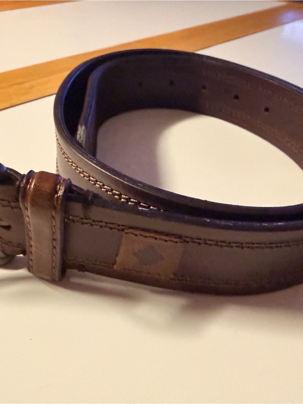 Columbia Brown Leather Men's Belt with Contrast Stitching